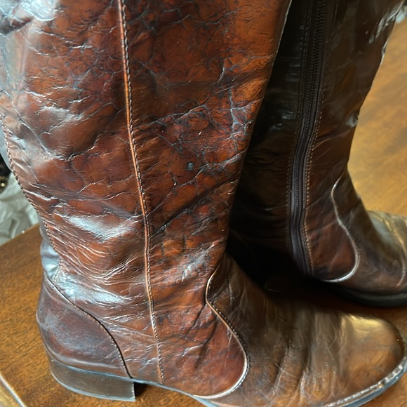 Born Crown COMFORT BED BOOT mottled leather riding boot EUC LIKE NEW - Picture 3 of 6